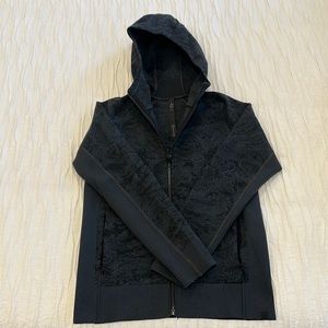 Lululemon Men’s Small Zip-Up Hoodie, Like-New
